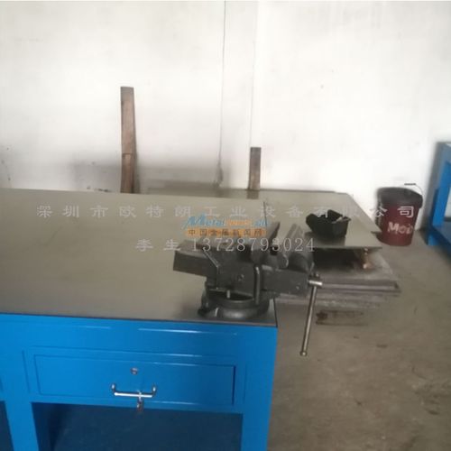 廠家直銷臺虎鉗工桌模具鉗工桌鉗工操作臺